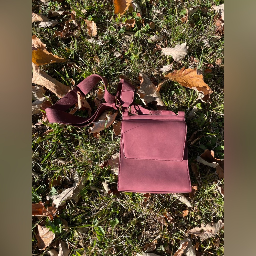 Universal Thread Maroon Shoulder Bag - image 3